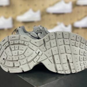 balenciaga 3xl sneakers grey