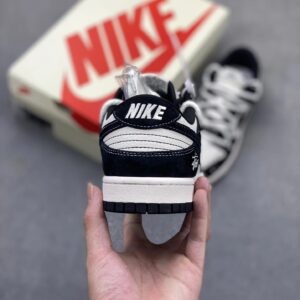 stussy x dunk low sneakers