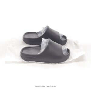 yeezy slide outdoor style