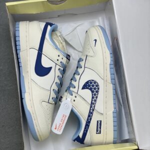 supreme x nike sb dunk low