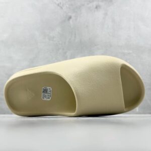 yeezy slide 'bone'