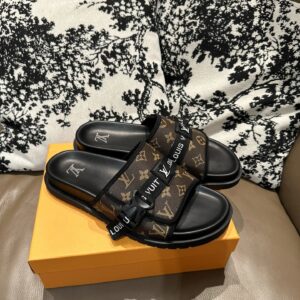 lv buckle velcro sandals