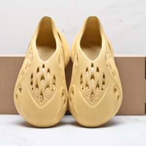 adidas yeezy foam runner