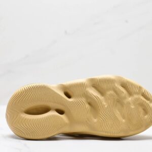 adidas yeezy foam runner