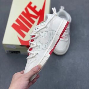 nike sb dunk low x stussy