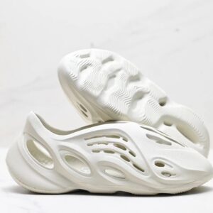 adidas yeezy foam runner