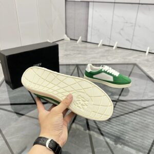 ami low top sneakers