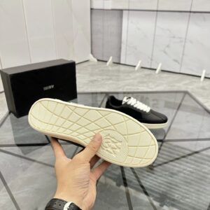 ami low top sneakers