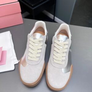 high version lace up shoes