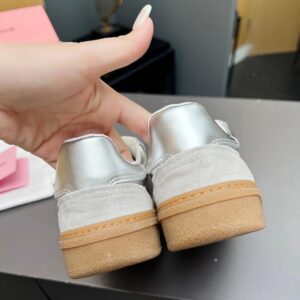 high version lace up shoes