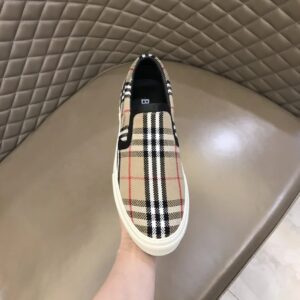 burberry heritage stripes low tops