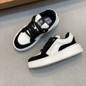 ​​givenchy retro runner sneaker （ black & white）