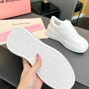 high version velcro sneakers