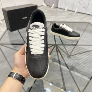 ami low top sneakers