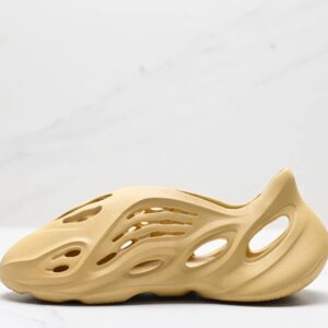 adidas yeezy foam runner