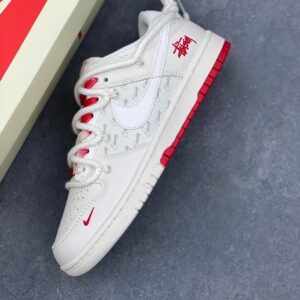 nike sb dunk low x stussy