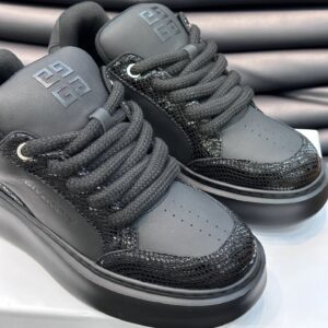 givenchy men's retro runner sneaker (triple black)​