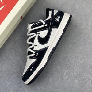 stussy x dunk low sneakers