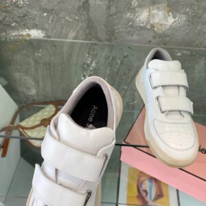 couples velcro sneakers