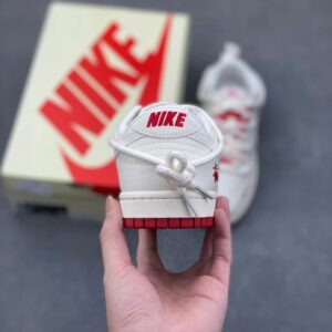 nike sb dunk low x stussy