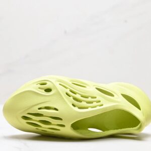 adidas yeezy foam runner