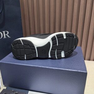 dior homme sneaker (black face; white faction)