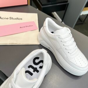 high version velcro sneakers