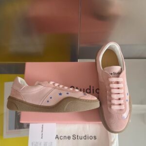 star design sneakers