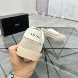 ami low casual shoes cream