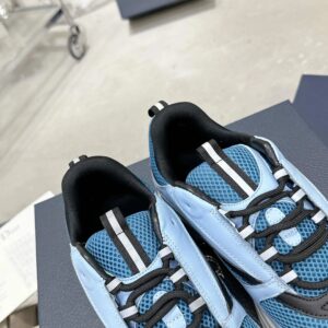 dior b22 sneakers （light blue anddark blue and black;）