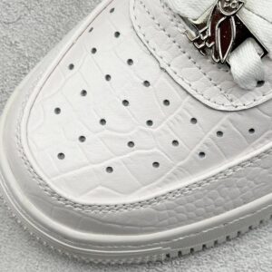 classic fashion sneakers