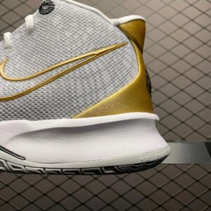 nk kyrie 7 white black gold