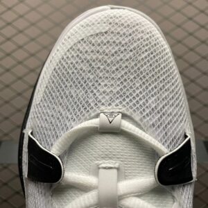 nk kyrie 7 white black gold