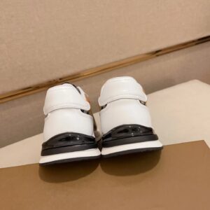 burberry italy leather sneakers