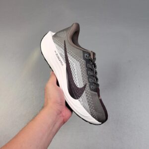 pegasus plus running shoes