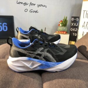 asics novablast 5 le