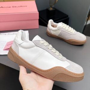 high version lace up shoes