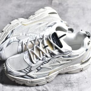 off white low top sneakers white