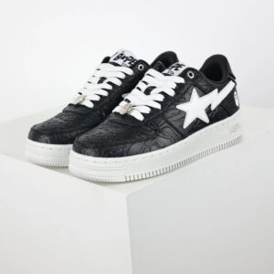 classic trend sneakers