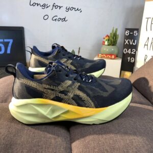 asics novablast 5 le