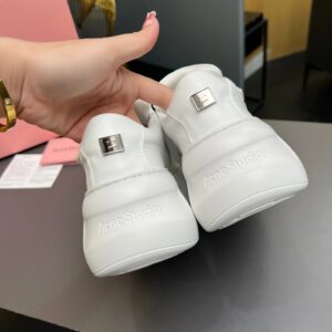 magic strap sneakers