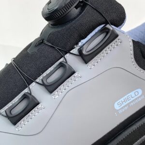 descente dualis urban commuter low top lifestyle sneakers (black/grey)