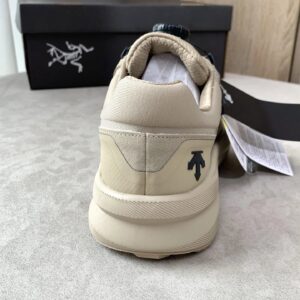 descente dualis g urban trail commuter running shoes (dust yellow)