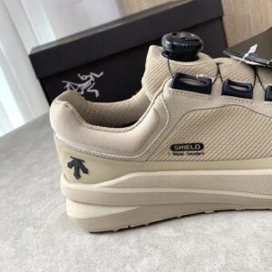 descente dualis g urban trail commuter running shoes (dust yellow)