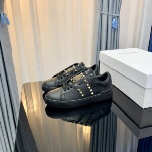 valentino 2022 ss studded lettering white lace up sneakers yixing zhang same style (black with gold studs)