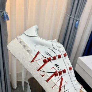 valentino 2022 ss white sneakers with flaming red studs yixing zhang same style lace up series