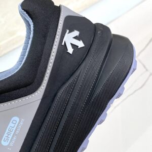 descente dualis urban commuter low top lifestyle sneakers (black/grey)