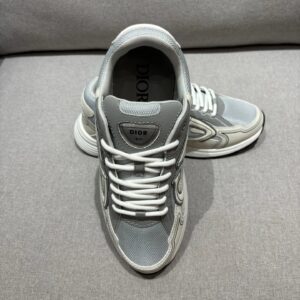 dior b30 head turning retro chunky sneakers