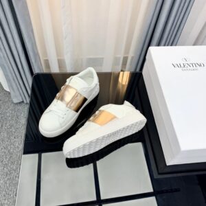 valentino 2022 ss 3d printed floral white lace up sneakers yixing zhang same style (gold accents)