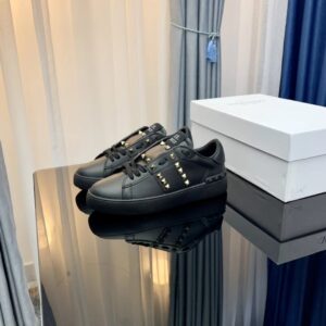 valentino 2022 ss studded lettering white lace up sneakers yixing zhang same style (black with gold studs)